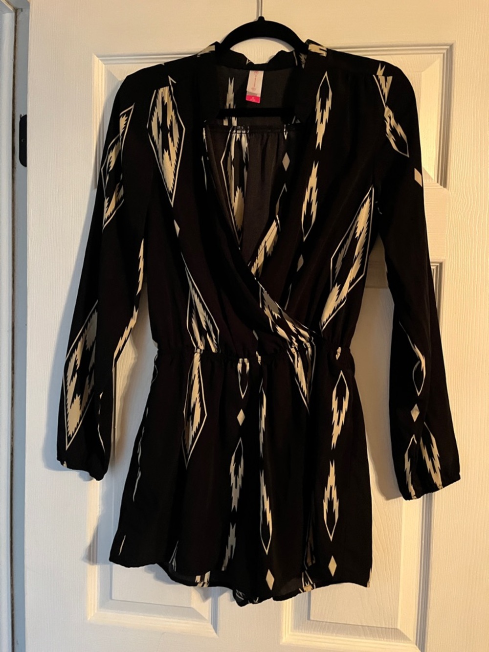 No Boundaries Black and Cream Patterned Long-Sleeve Romper